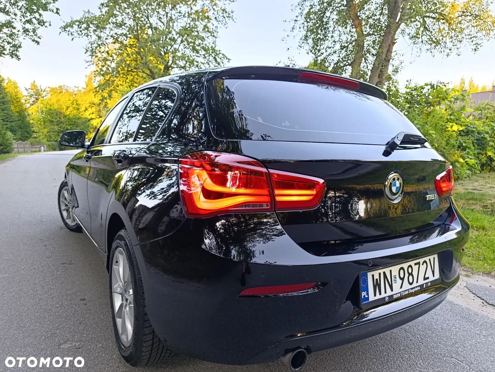 BMW Seria 1 116i Edition Metropolitan - 24