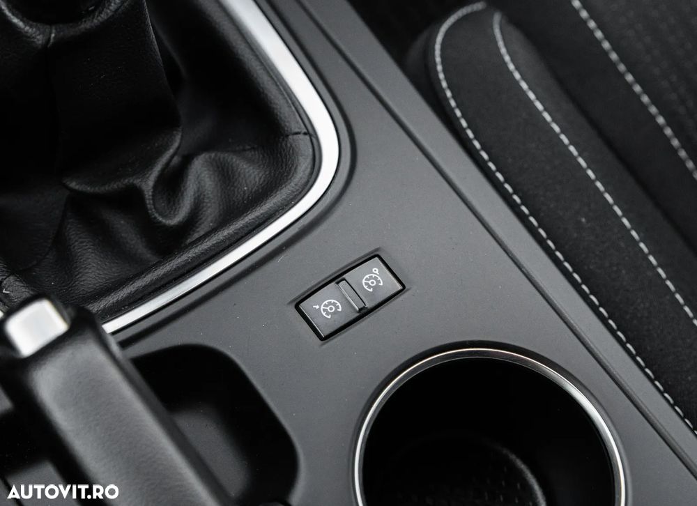 Renault Megane Blue dCi 116 Intens - 25