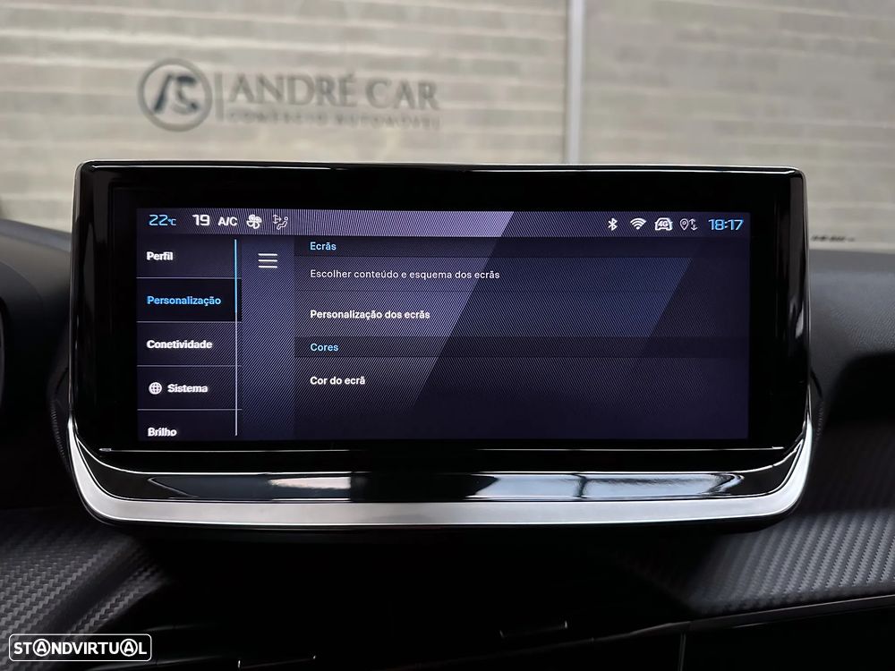 Peugeot 2008 1.2 PureTech Allure - 23