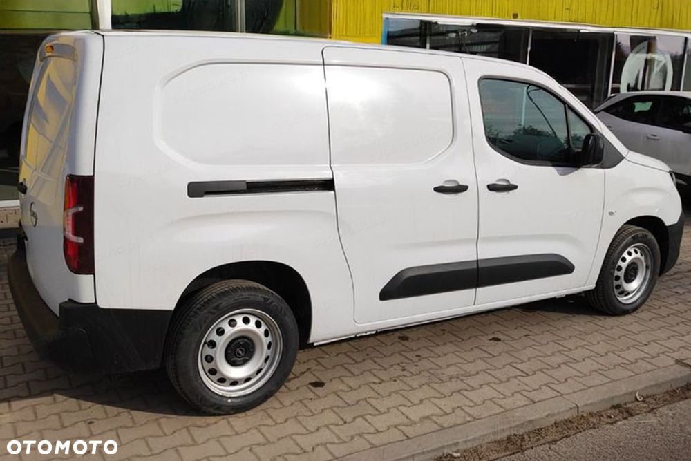 Opel Combo Van Cargo L2H1 1.5 100KM - 6