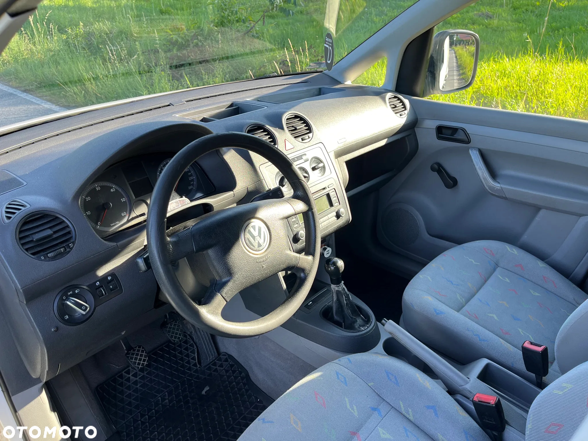 Volkswagen Caddy - 10