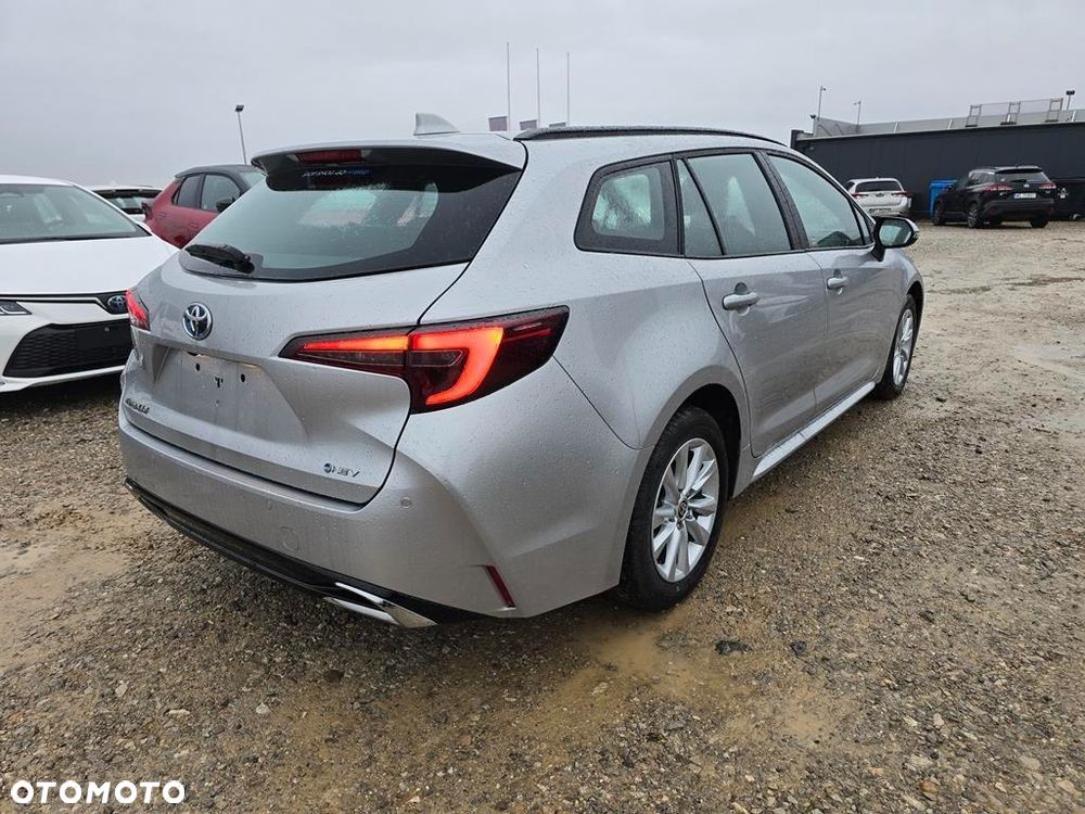 Toyota Corolla 1.8 Hybrid Comfort - 5