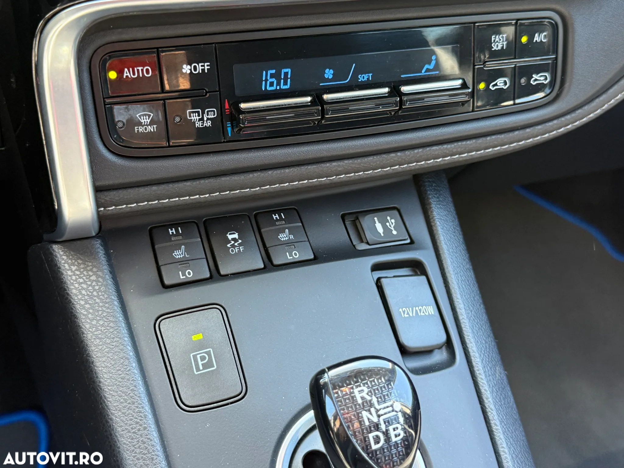 Toyota Auris 1.8 VVT-i Hybrid Automatik Touring Sports Design Edition - 19
