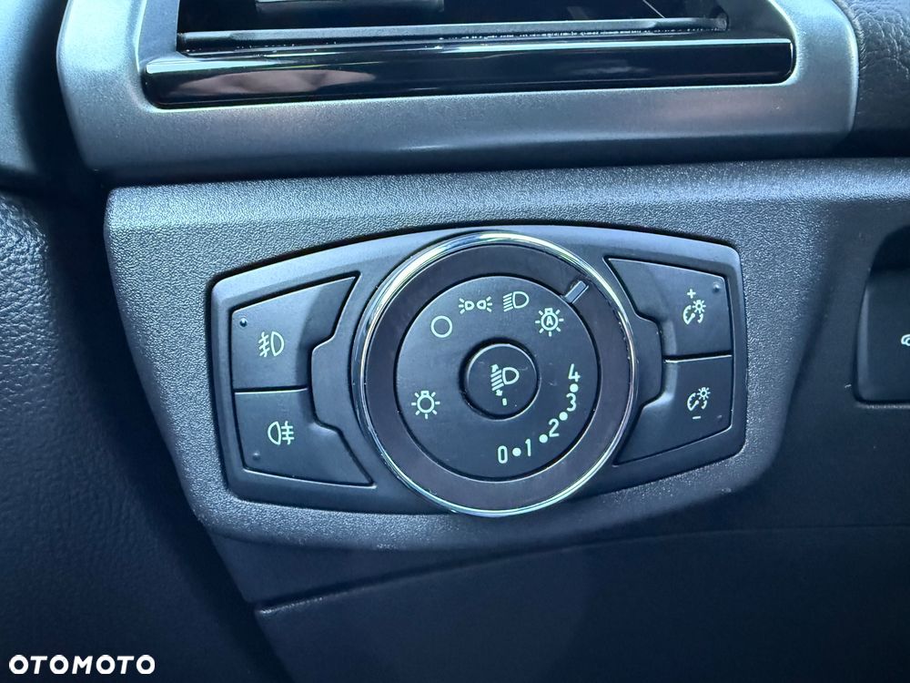 Ford Mondeo 1.5 EcoBoost ST-Line X - 29