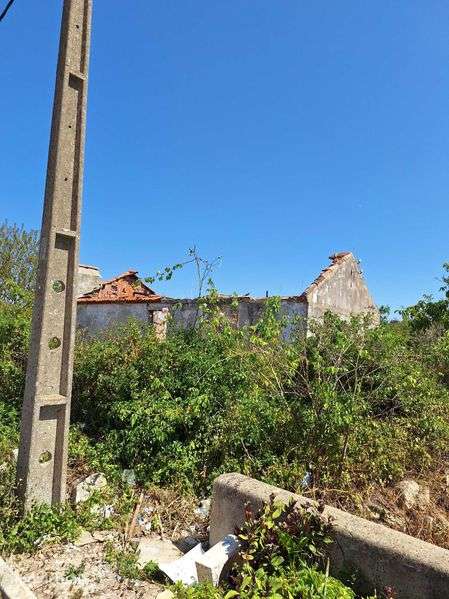 Terreno com Ruína e Projeto: Vista Serra de Sintra (Sacotes) - Grande imagem: 5/11