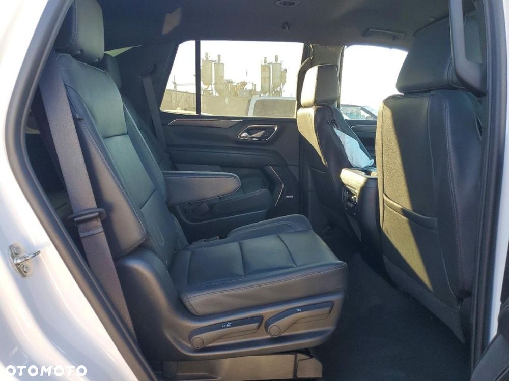 Chevrolet Tahoe - 9