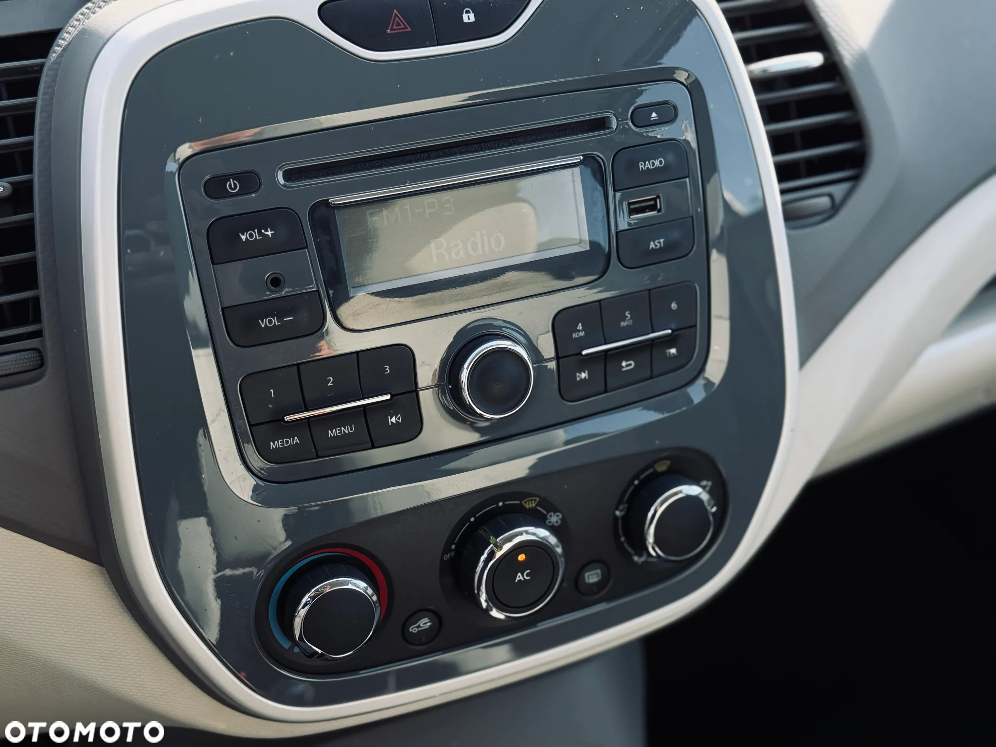 Renault Captur 0.9 Energy TCe Limited - 29
