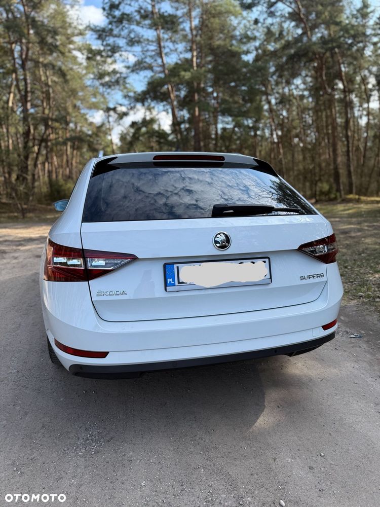 Skoda Superb 1.6 TDI Ambition DSG - 2