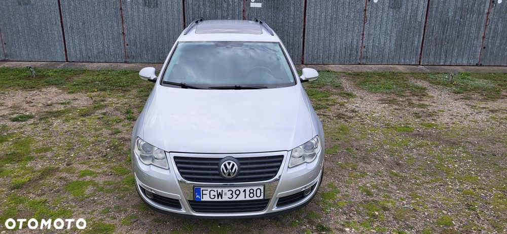 Volkswagen Passat 2.0 TDI DPF DSG Highline - 2