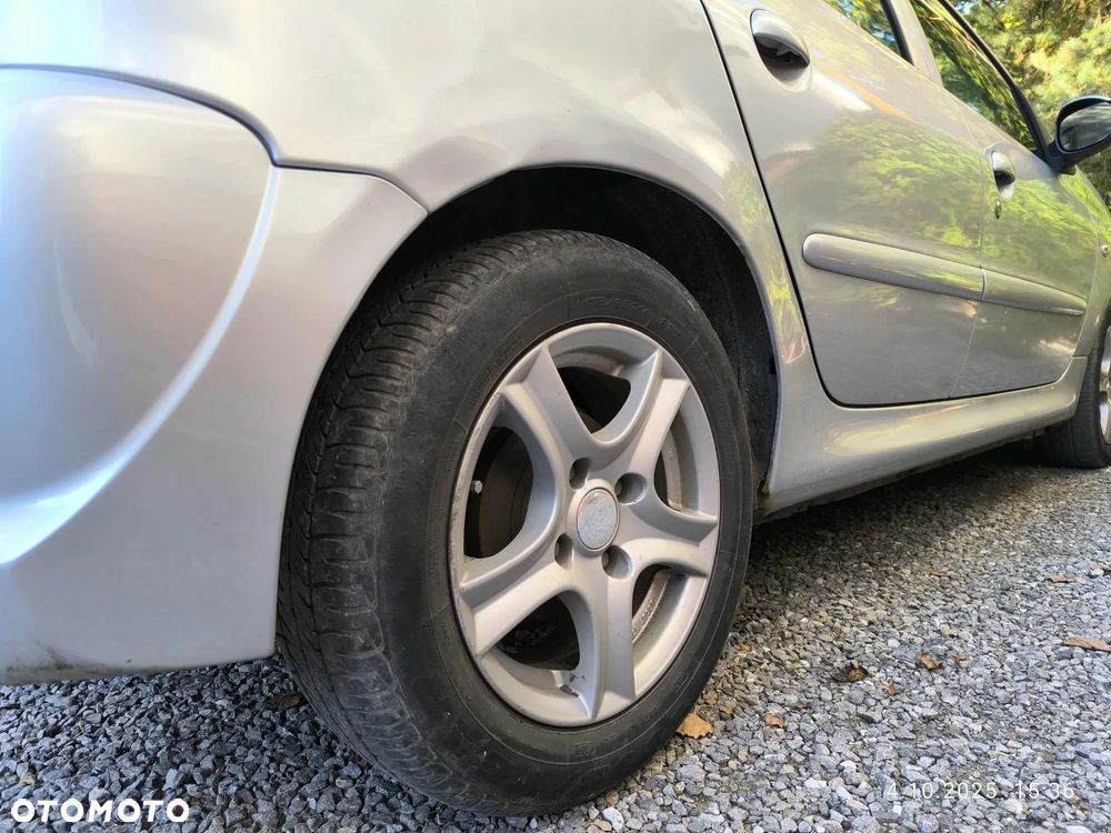 Peugeot 206 plus - 11
