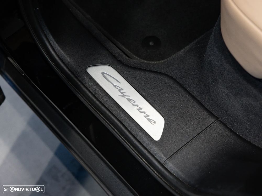 Porsche Cayenne E-Hybrid - 35