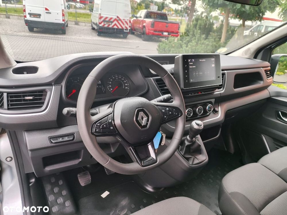 Renault Trafic - 21