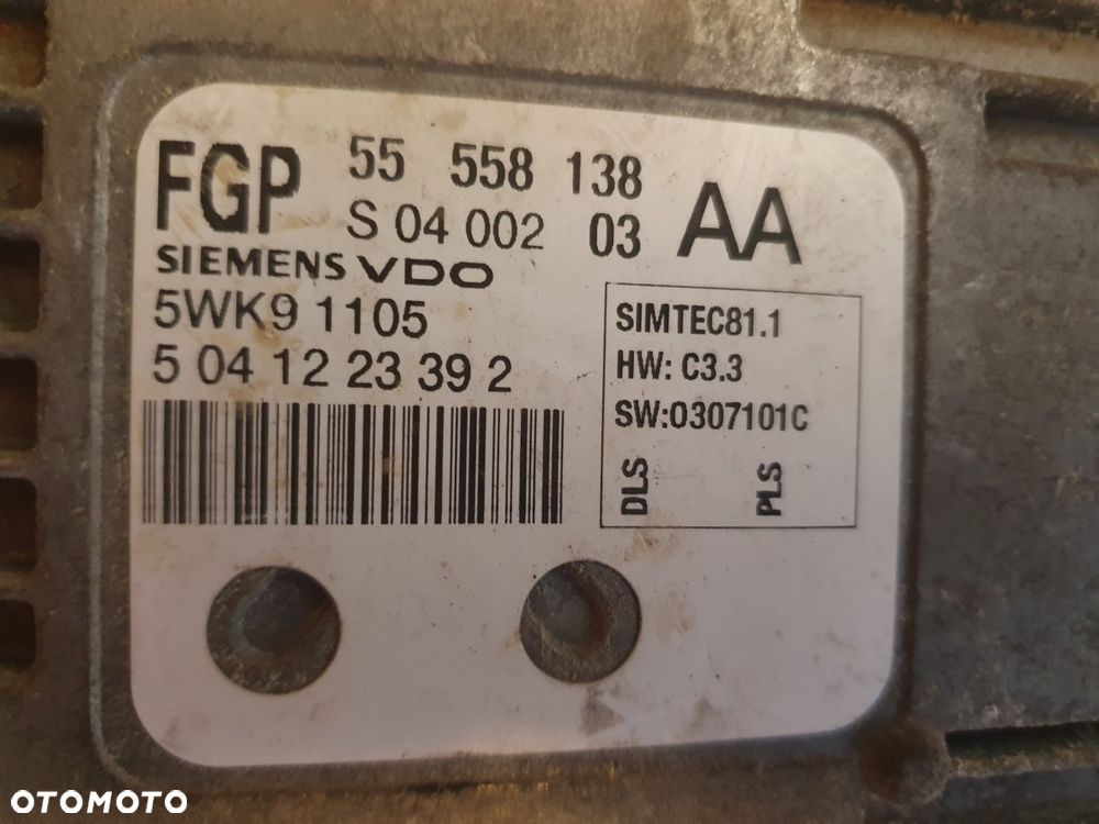 KOMPUTER STEROWNIK SILNIKA OPEL 2.2 55558138 5WK91105 - 2