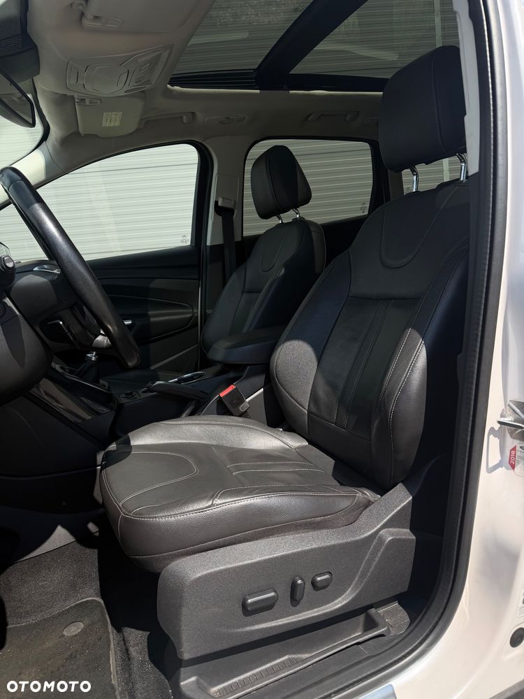 Ford Kuga 2.0 TDCi 4x4 Titanium - 3