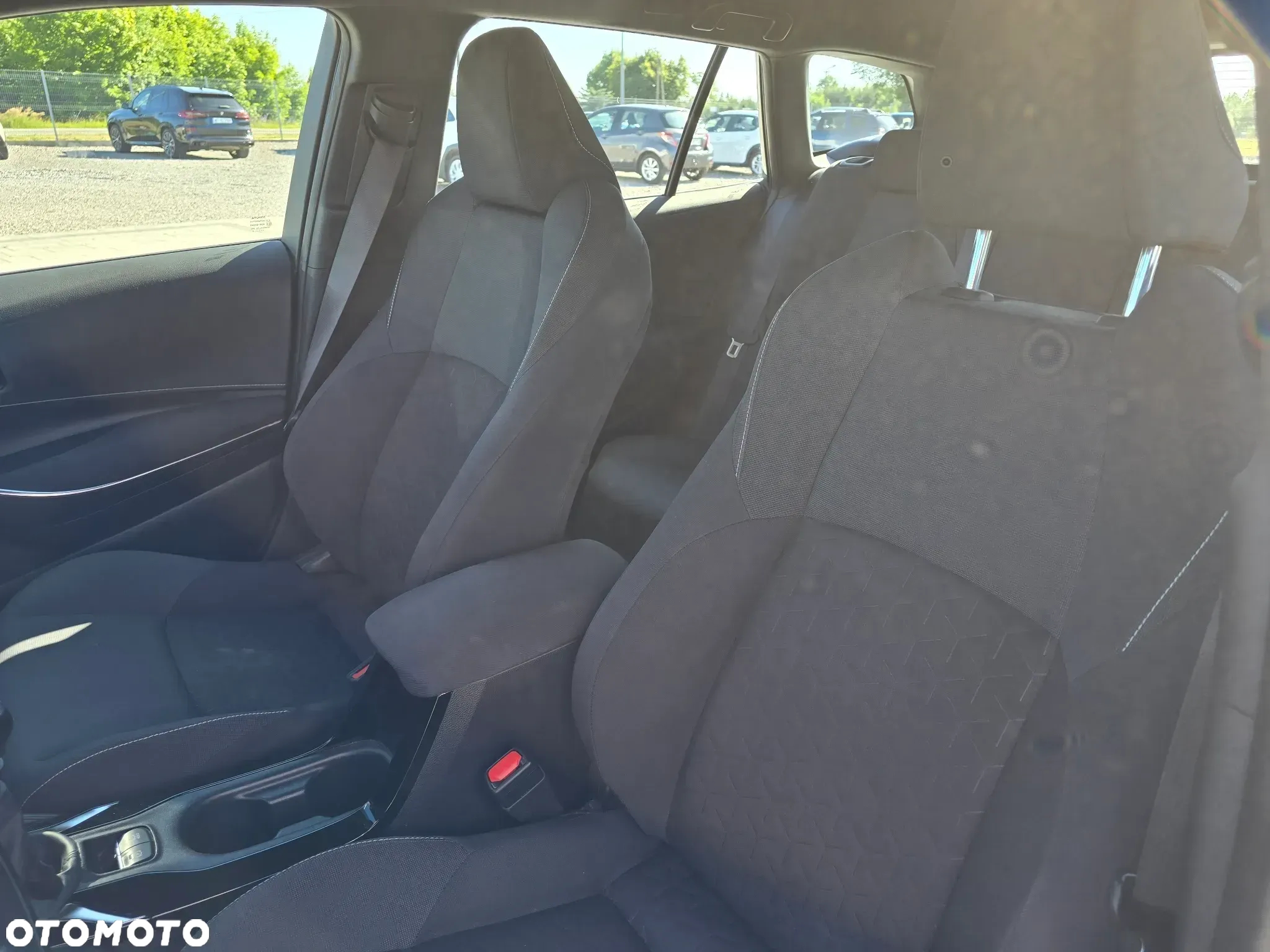 Toyota Corolla 1.2 T Comfort - 24