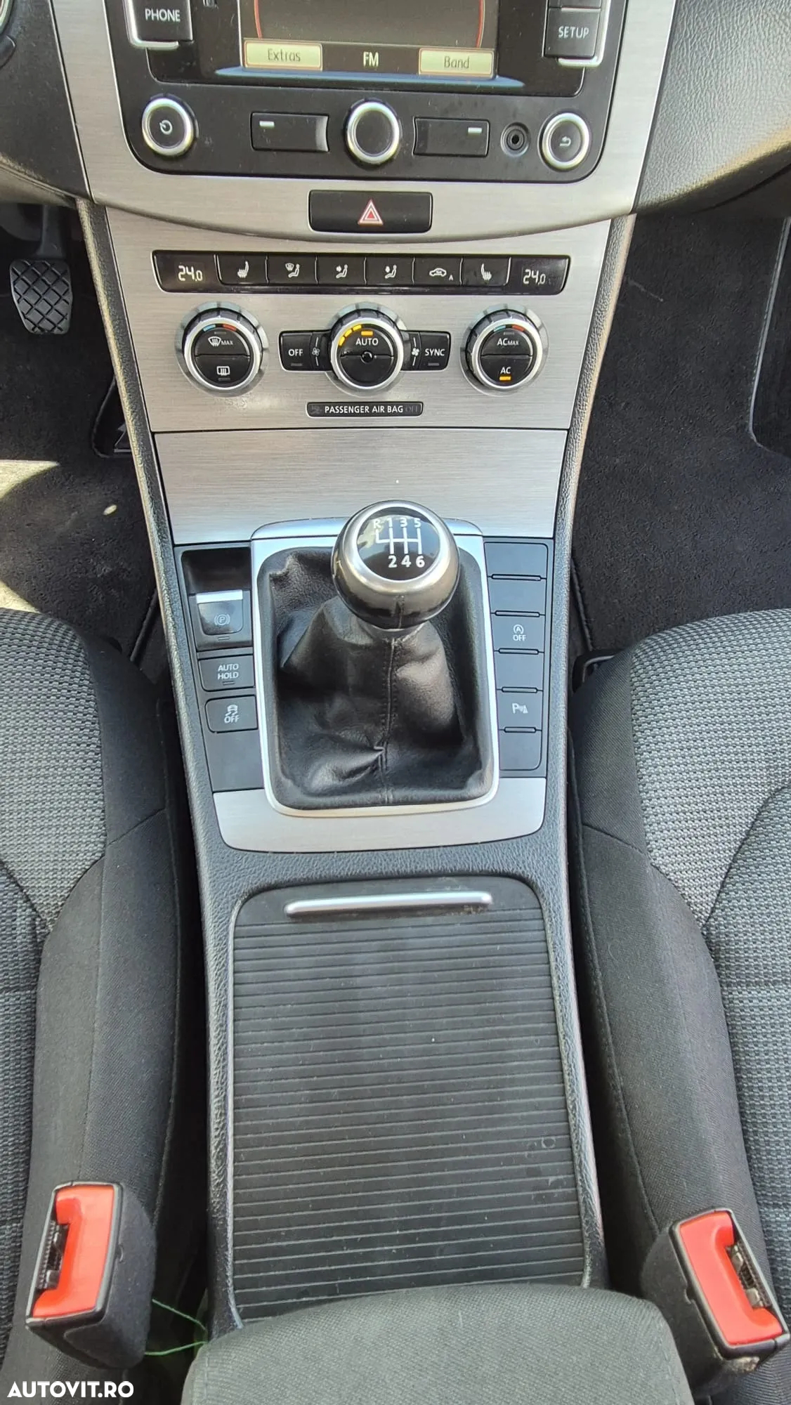 Volkswagen Passat Variant 2.0 TDI BlueMotion Technology Comfortline - 14