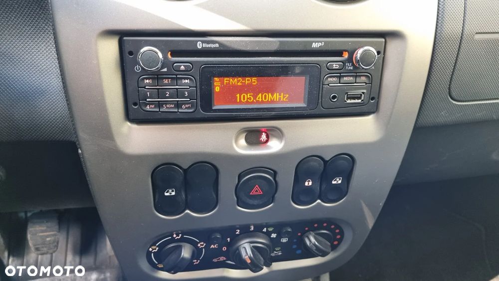 Dacia Duster 1.6 16V 4x2 - 17