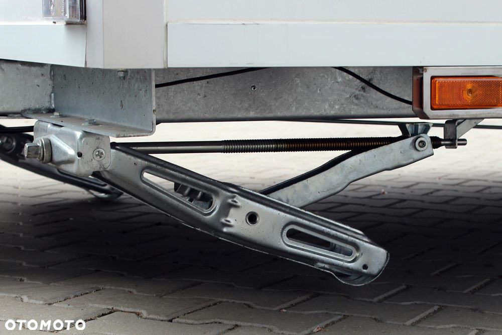 Esselmann Karello 3  przyczepa GASTRONOMICZNA handlowa sklep bar - 7