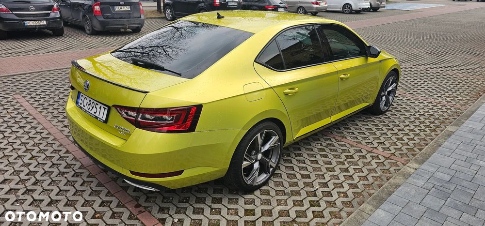 Skoda Superb 2.0 TDI 4x4 Sportline DSG - 5