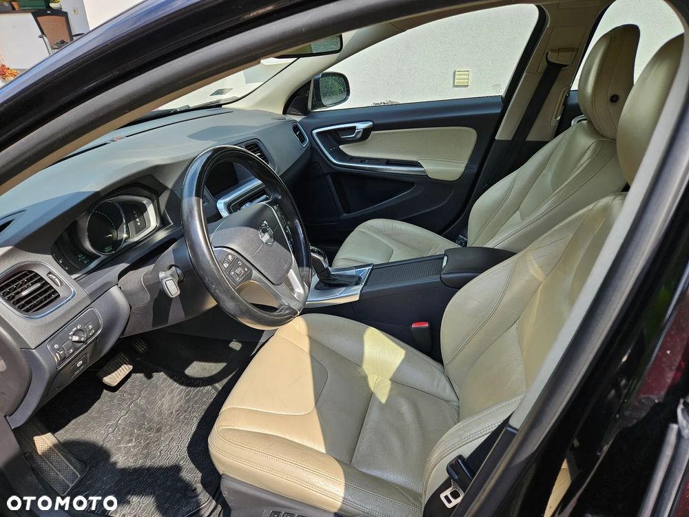 Volvo V60 - 10