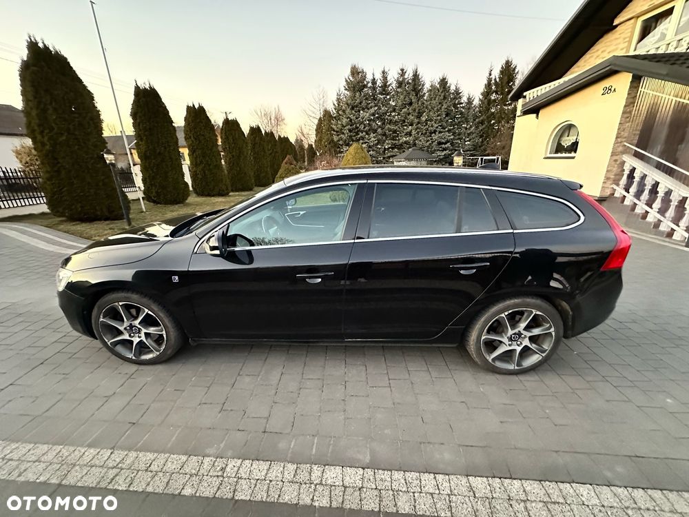 Volvo V60 D2 Ocean Race - 6