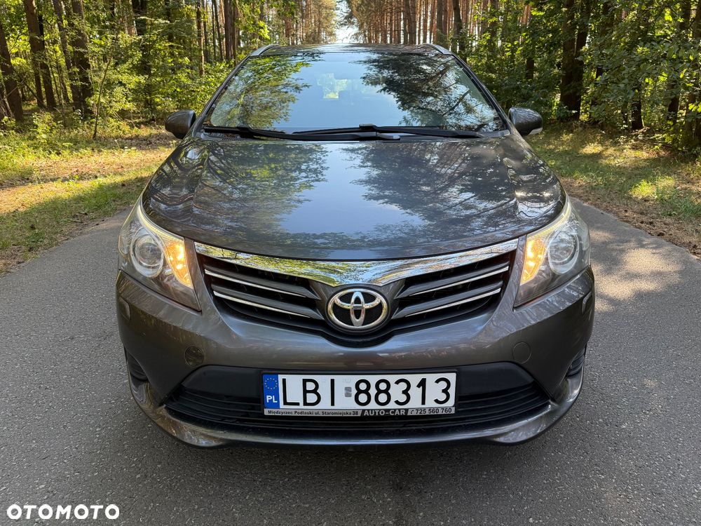 Toyota Avensis 1.6 Active - 3