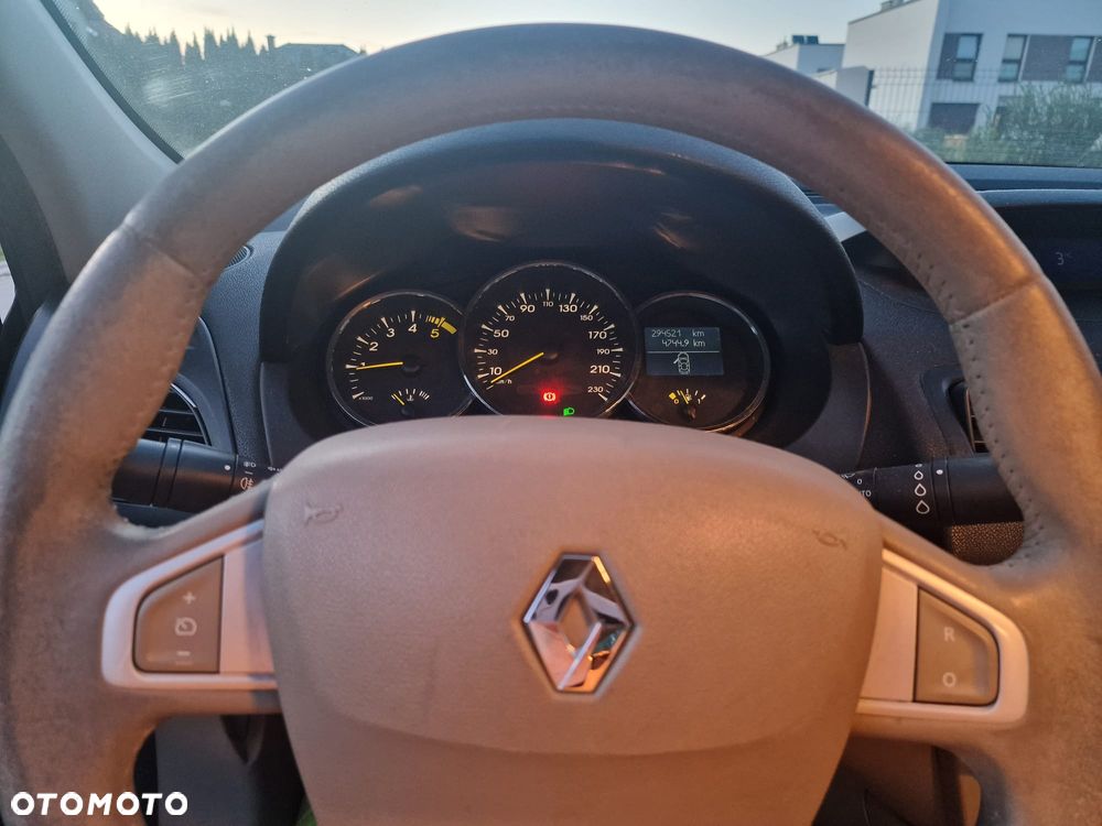 Renault Fluence 1.5 dCi Expression - 4