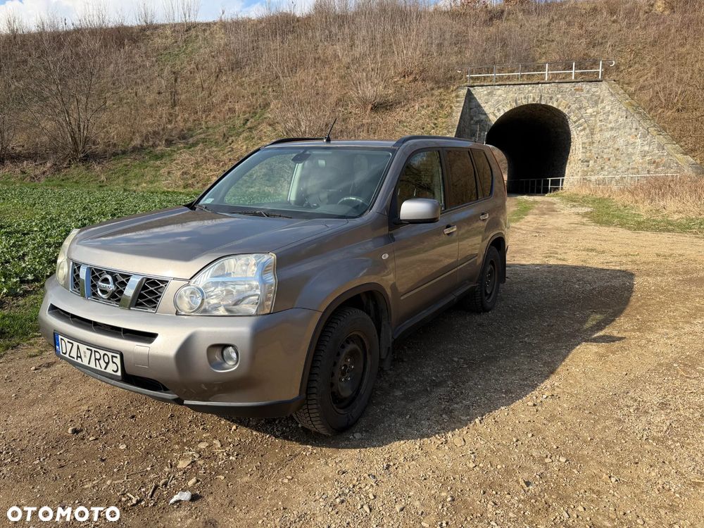 Nissan X-Trail - 1