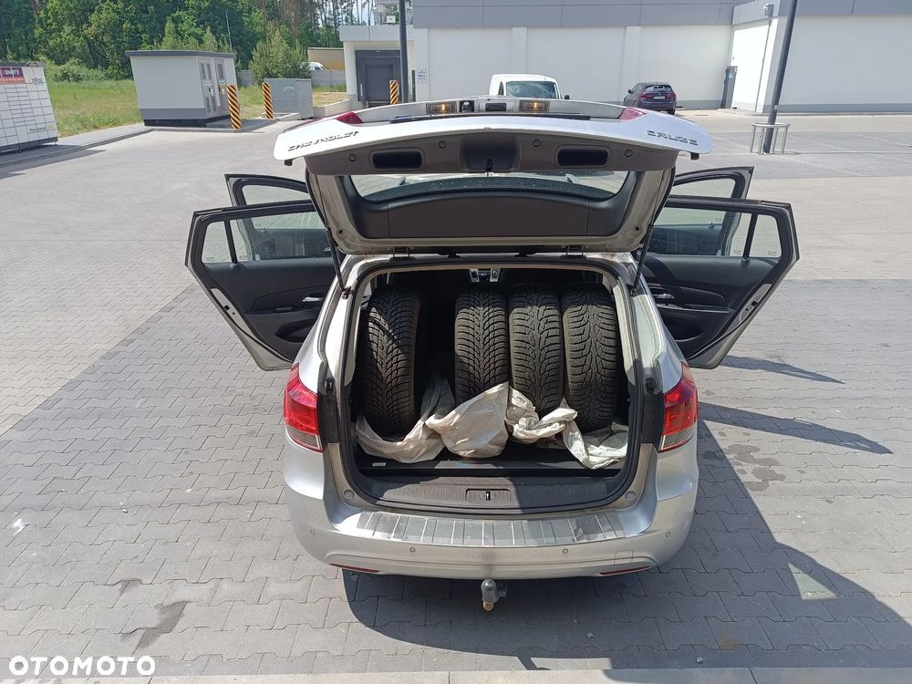 Chevrolet Cruze 1.7 D LT+ - 6