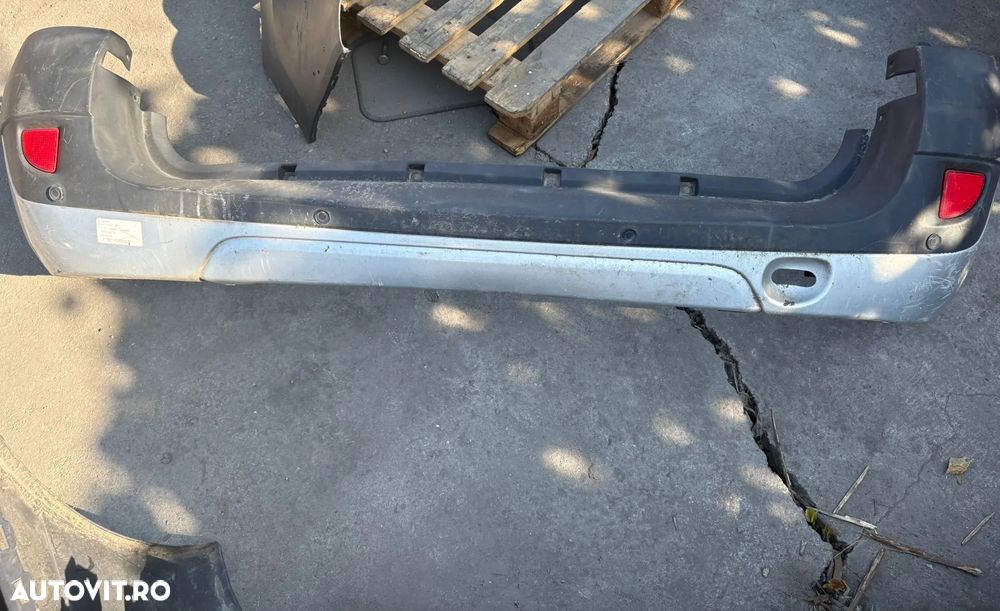 Bara spate Dacia Logan MCV 2005-2013 cu senzori de parcare - 1