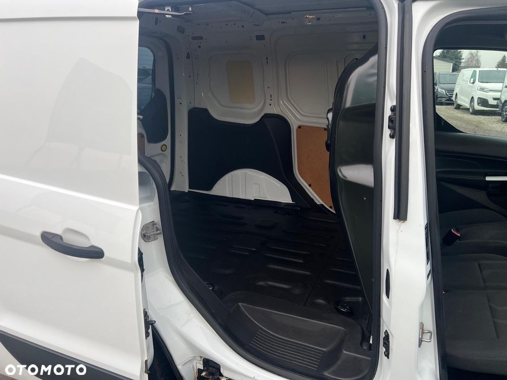 Ford Transit Connect - 11