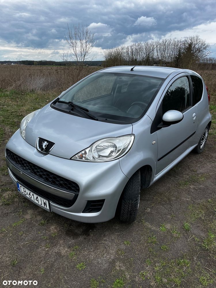 Peugeot 107 1.0 Trendy - 1