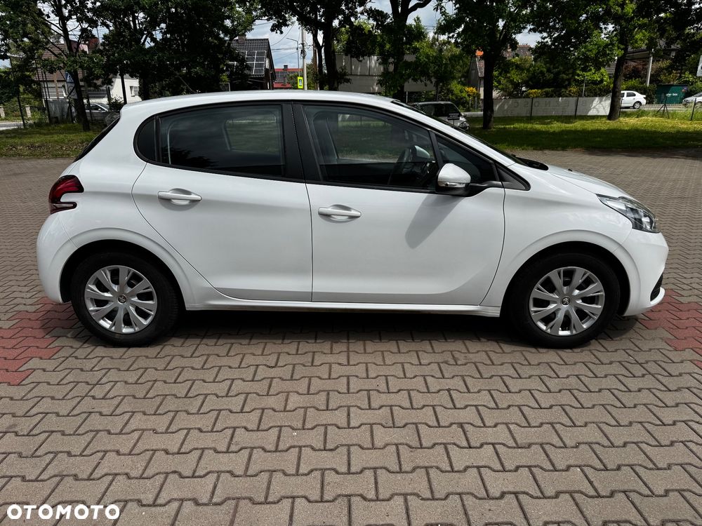 Peugeot 208 82 VTI Allure - 6