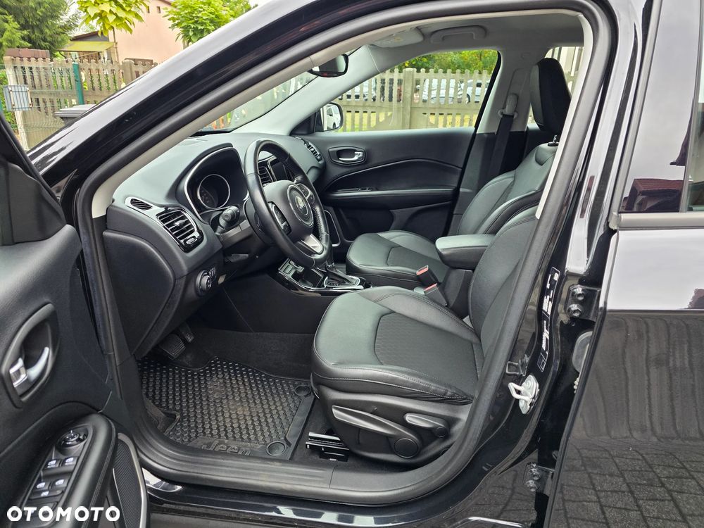 Jeep Compass 1.3 TMair Night Eagle FWD S&S DDCT - 10