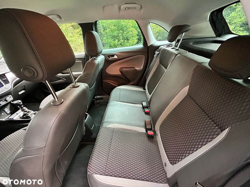 Opel Crossland X 1.2 T Elite S&S - 10