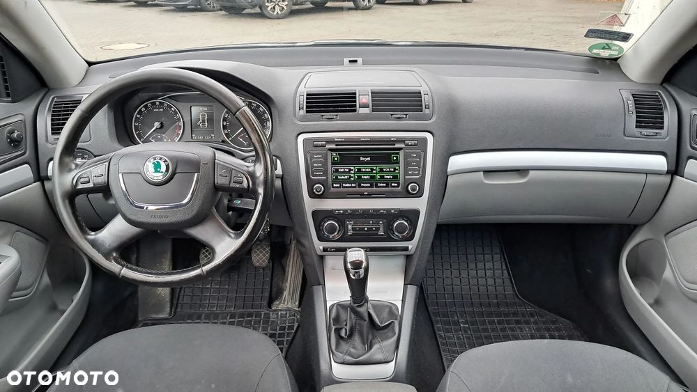 Skoda Octavia - 8