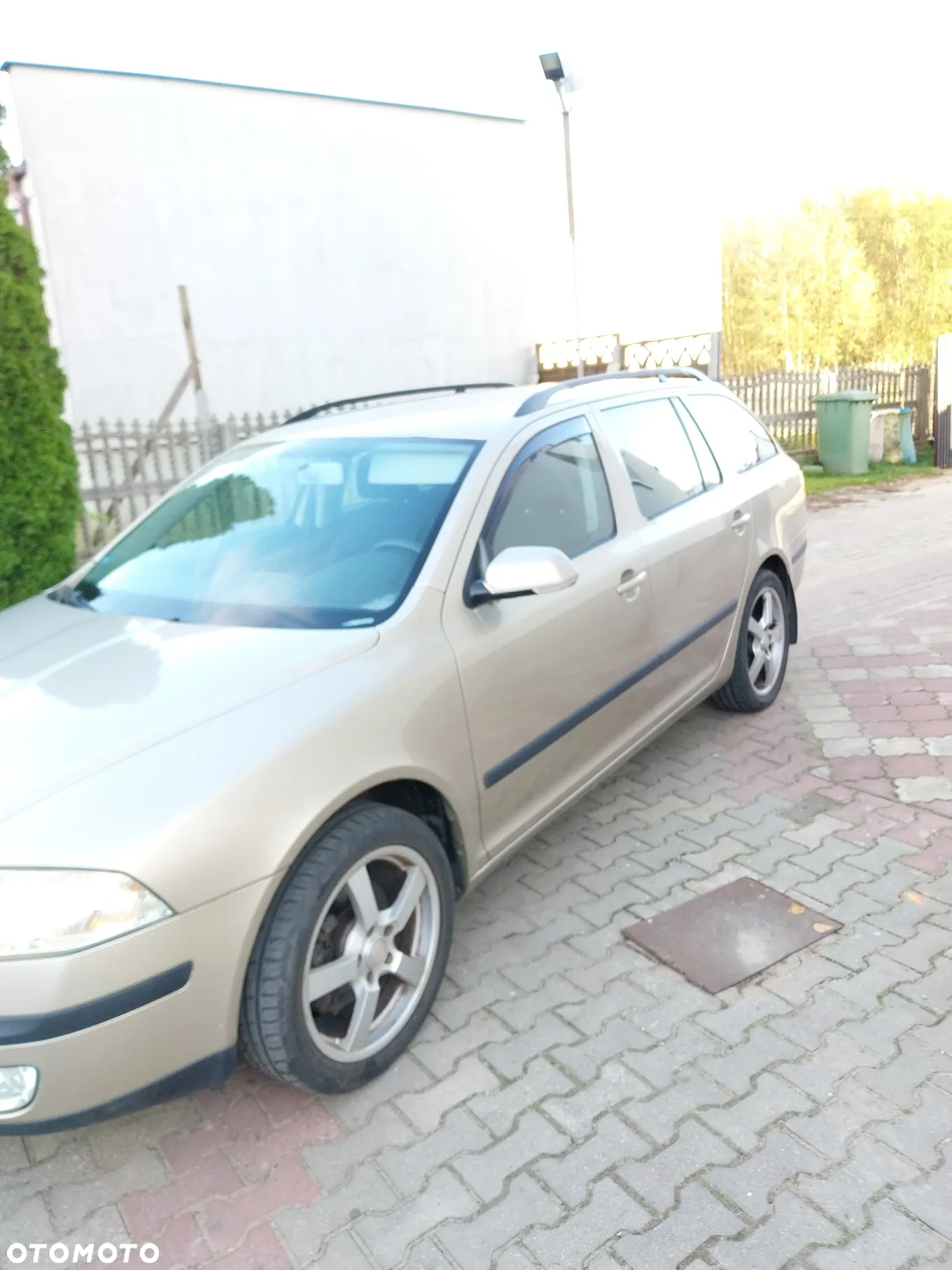 Skoda Octavia 1.6 FSI Classic - 3
