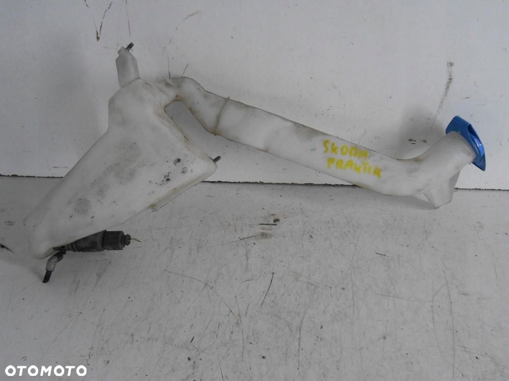 zbiorniczek spryskiwaczy skoda praktik # - 2