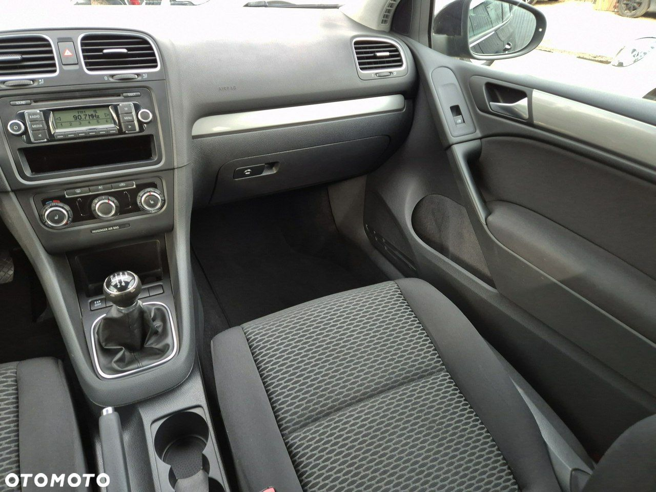 Volkswagen Golf 1.4 Comfortline - 26