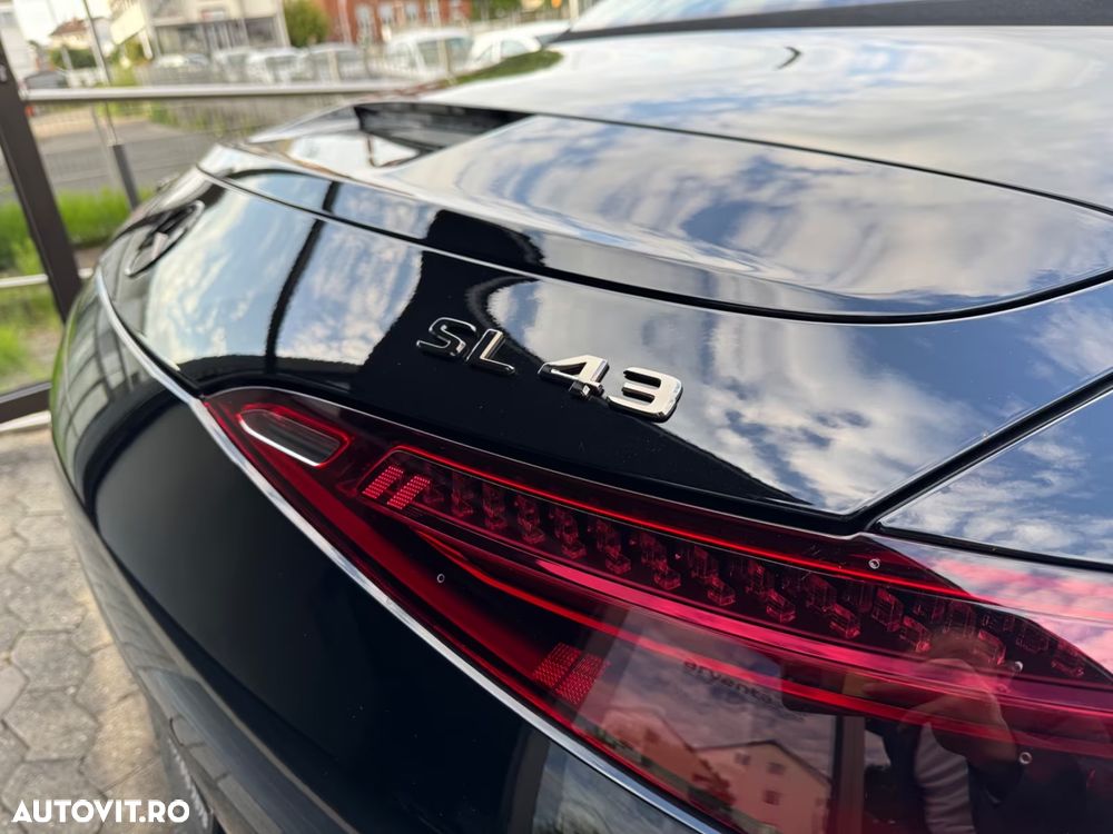 Mercedes-Benz SL 43 AMG Speedshift MCT 9G - 26