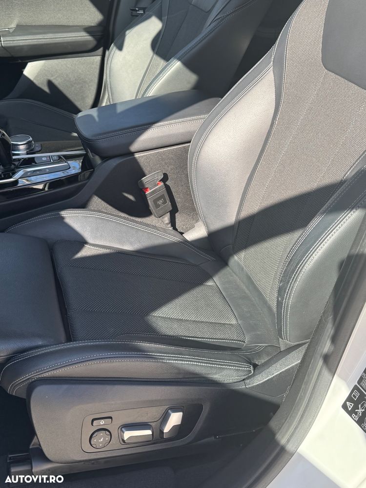 BMW X3 xDrive20d AT xLine - 8