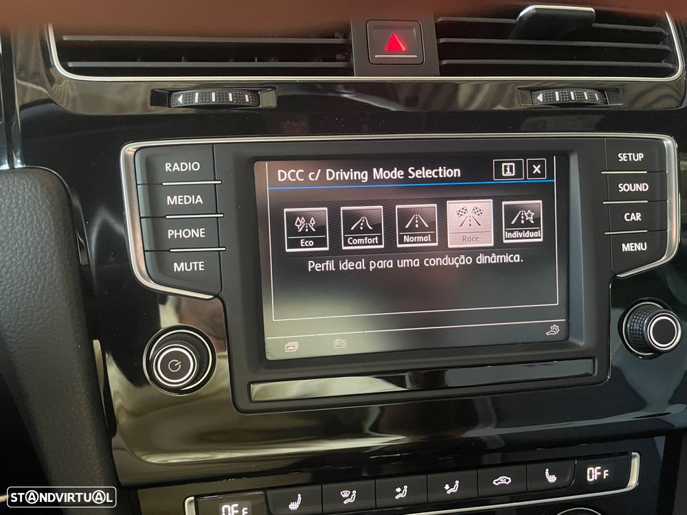 VW Golf R 2.0 TSI OPF 4Motion DSG - 8