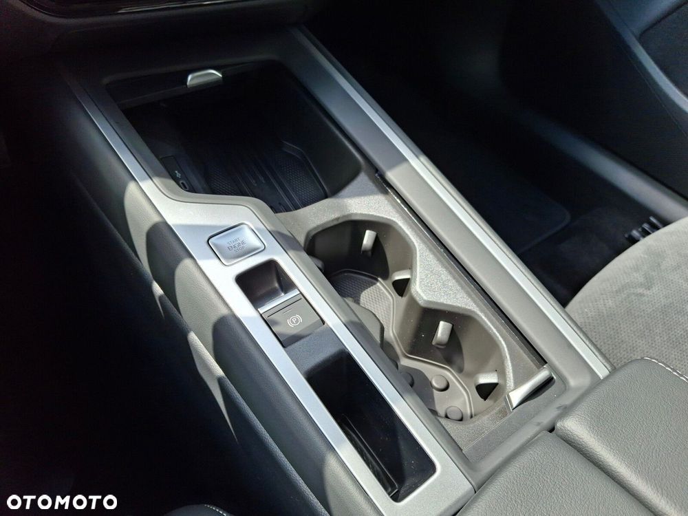 Volkswagen Passat - 39