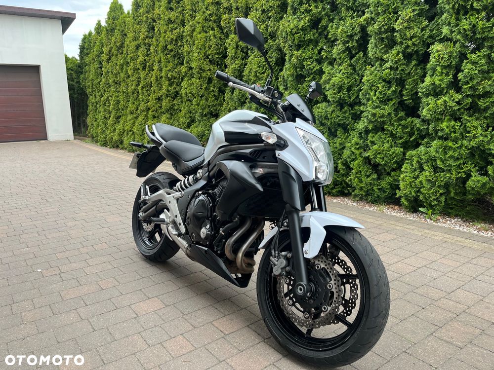 Kawasaki ER - 1