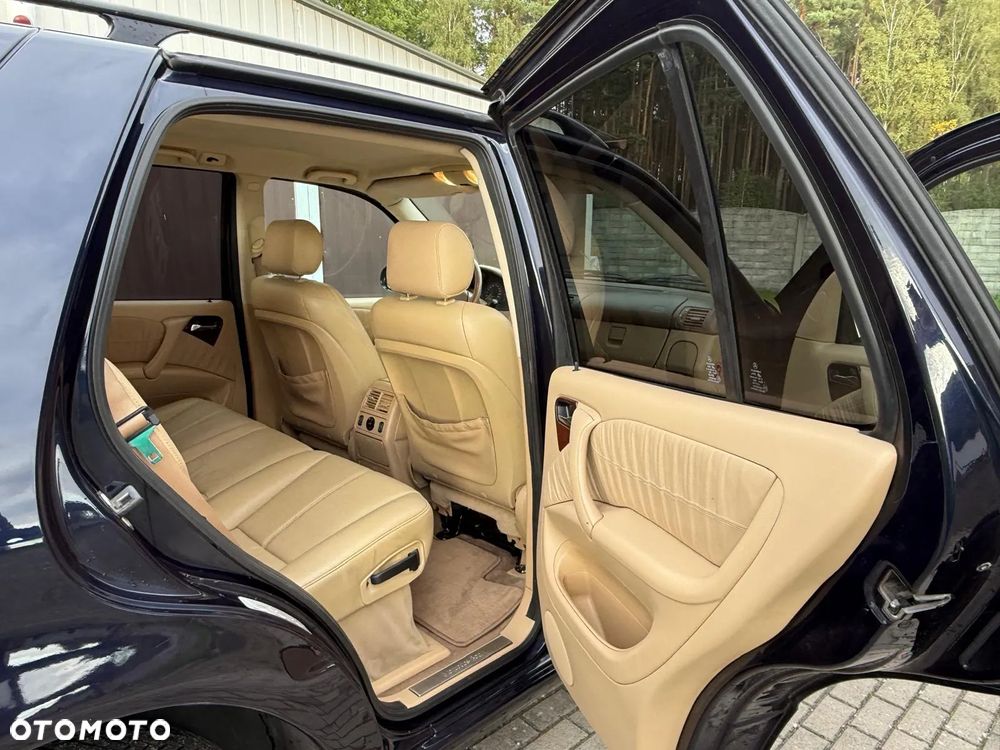 Mercedes-Benz ML - 6