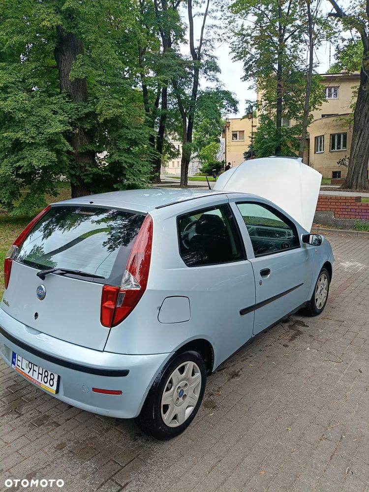 Fiat Punto 1.2 8V Active - 11