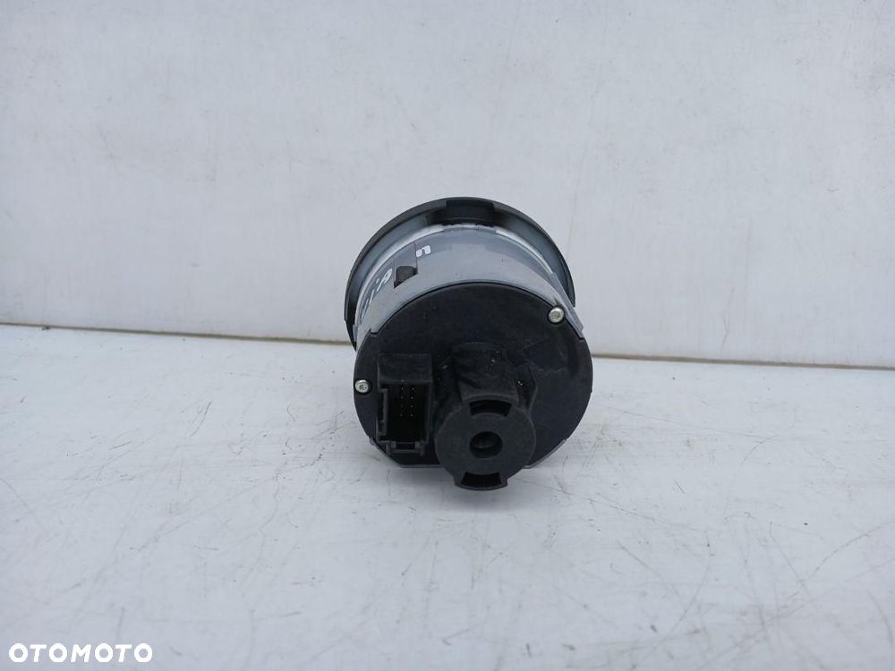 WŁĄCZNIK PRZEŁĄCZNIK ŚWIATEŁ SKODA OCTAVIA II 1Z0941431K - 2