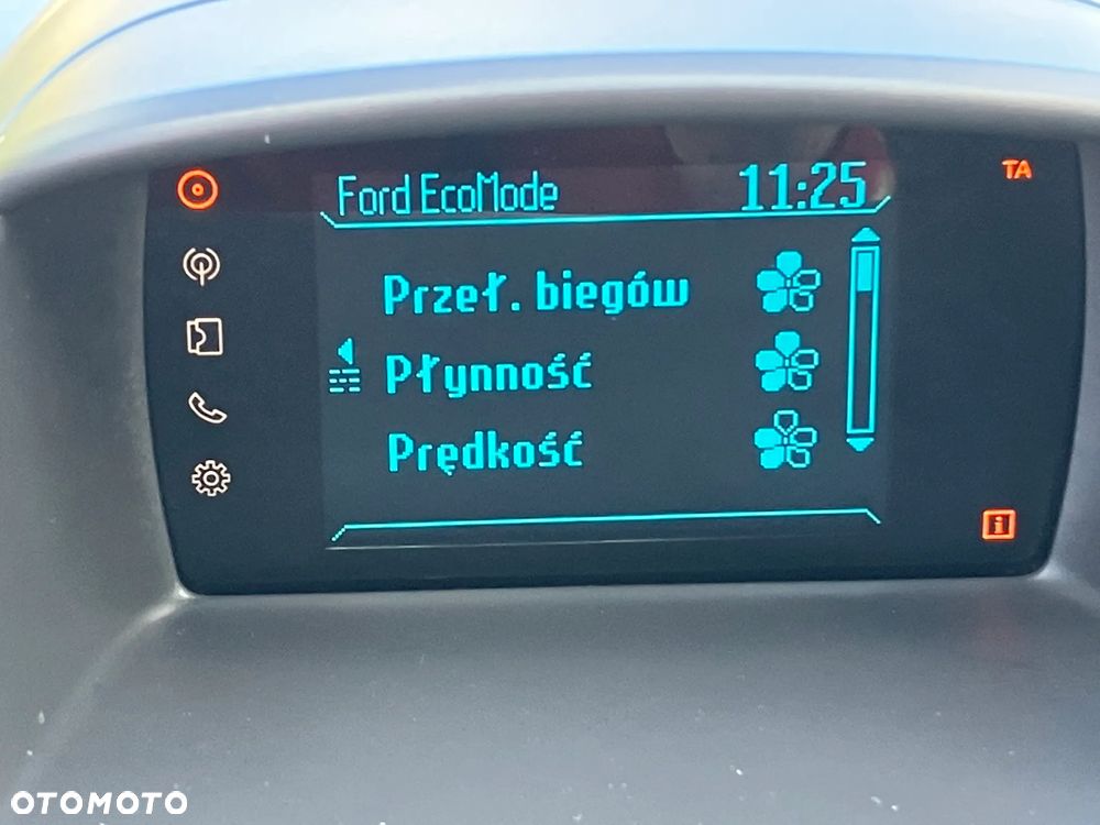 Ford Fiesta 1.0 EcoBoost Trend - 28