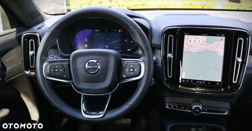 Volvo XC 40 - 22
