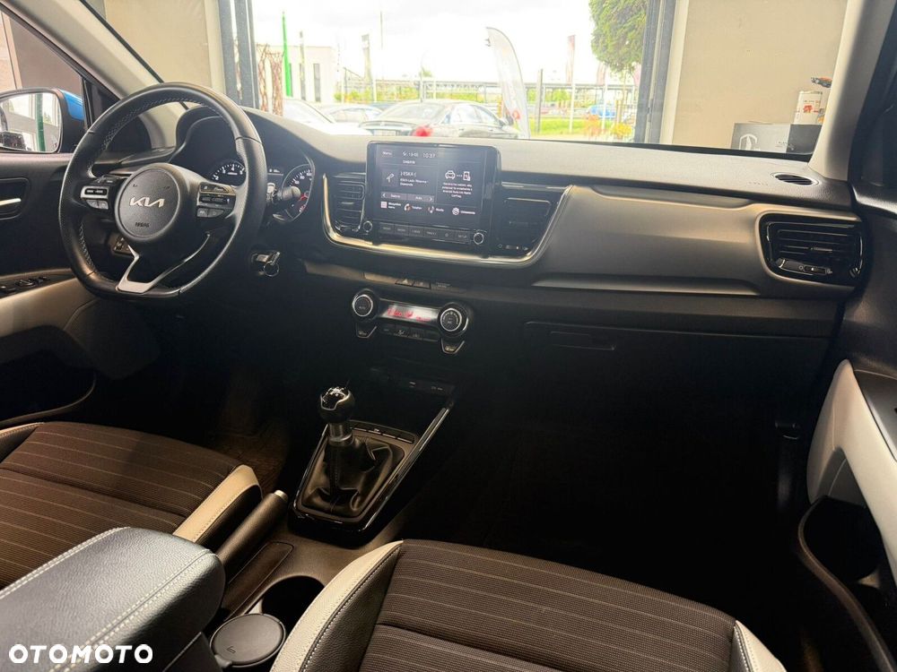 Kia Stonic - 24